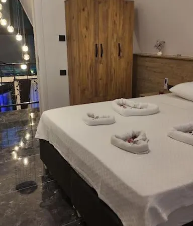 Mutlu Ve Huzur Dolu Bir Tatil וילה *