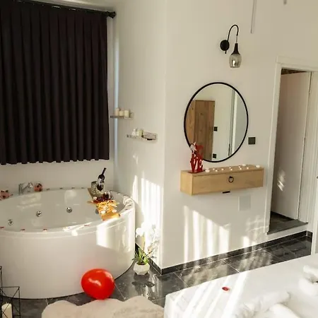 Mutlu Ve Huzur Dolu Bir Tatil * Ortaca (Mugla)