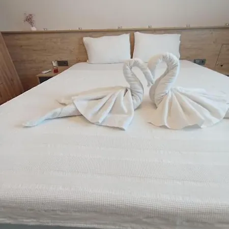 Mutlu Ve Huzur Dolu Bir Tatil *
