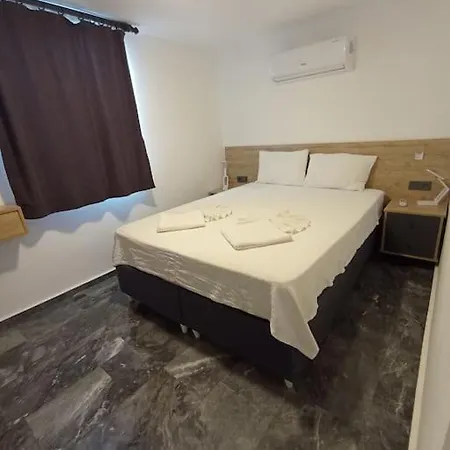 Mutlu Ve Huzur Dolu Bir Tatil Ortaca (Mugla)